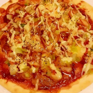照り焼きチキンとチンゲン菜のペッパーマヨネーズピザ